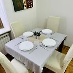 The Riverside Harmony - Parking Available - Walk Everywhere Διαμέρισμα Σαράγεβο